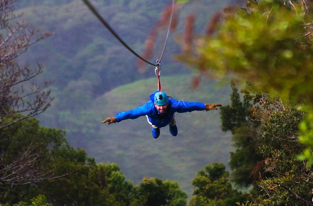 Zipline superman